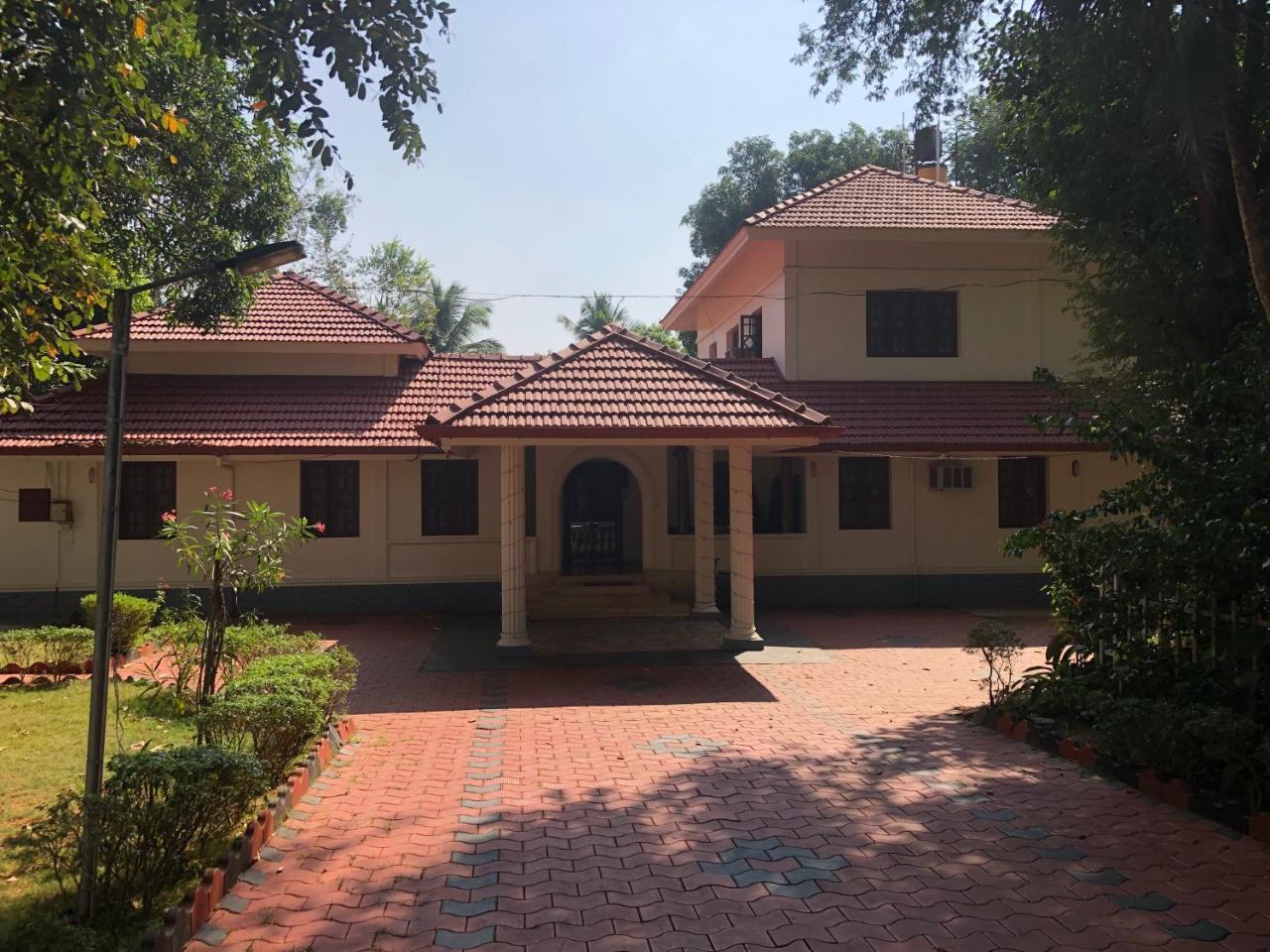Ayuryogashram Heritage Thrissur Екстер'єр фото